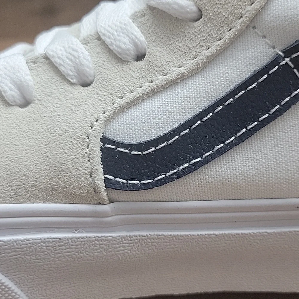 Van's SK8-Hi Brand new in the box no lid authentic uper textile and leather .